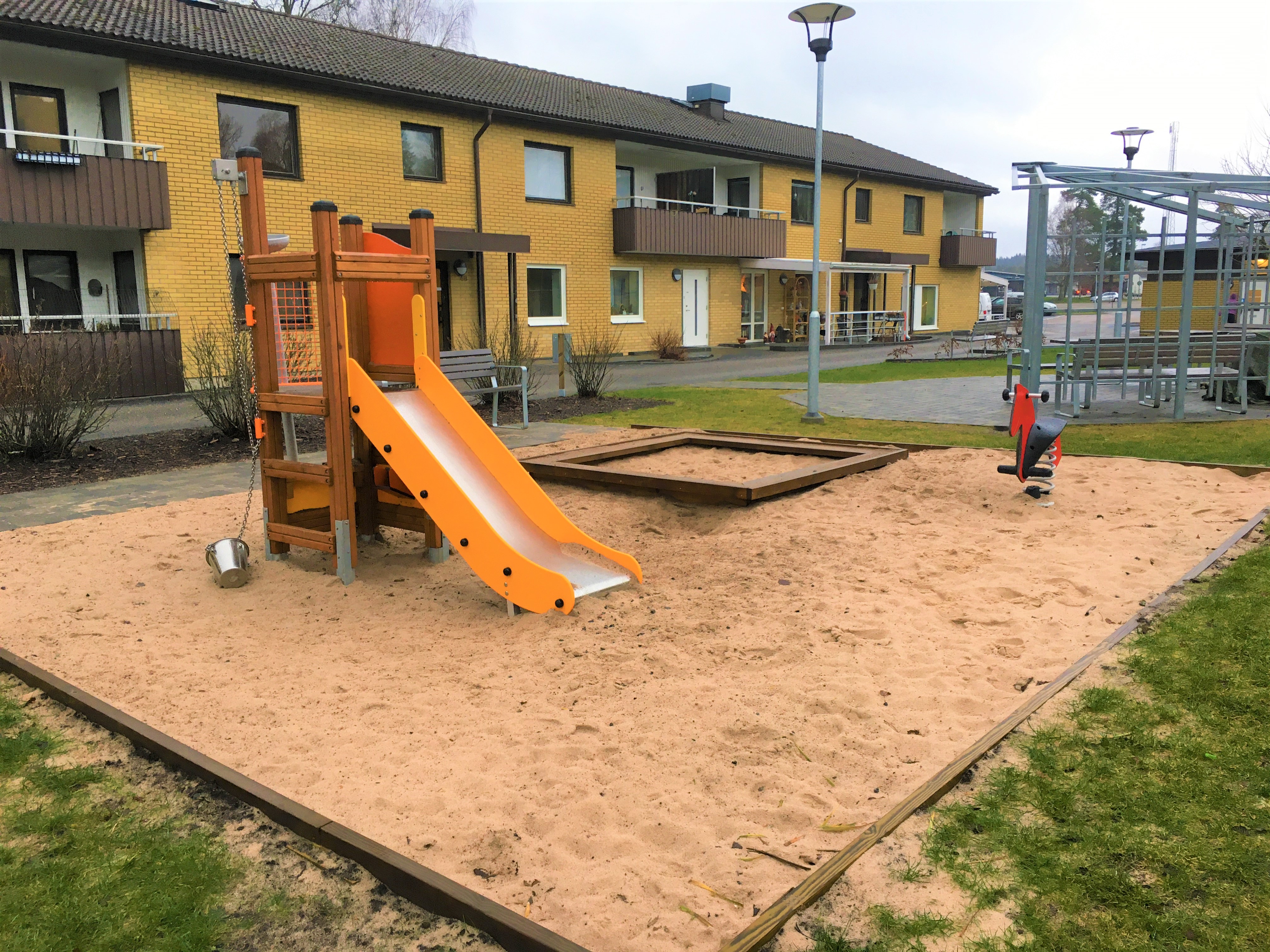 Langes Väg 4 B, 523 60, GÄLLSTAD