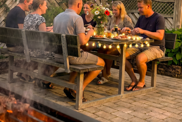 Grannar som grillar